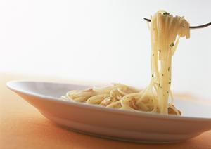 海浜幕張で絶品の炭火焼きと多彩な居酒屋メニューが楽しめる大衆酒場 ムロヒガシ